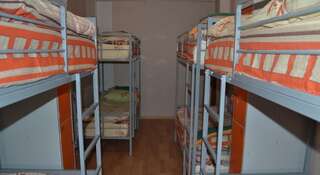 Гостиница Как Дома Архангельск Кровать в общем номере для мужчин и женщин с 8 кроватями-4